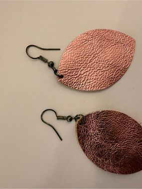 Leather Rose Gold Leaf Drop Earrings - Women's Fashion Jewelry